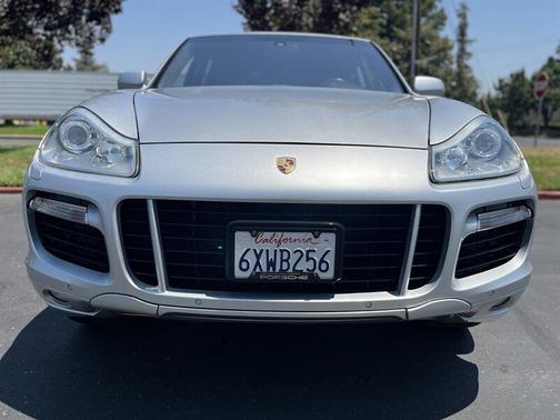 2009 Porsche Cayenne GTS