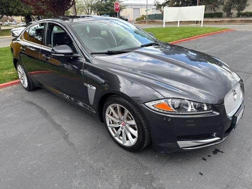 2015 Jaguar XF 2.0T Premium