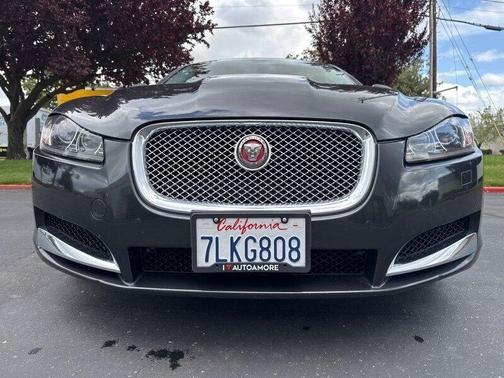 2015 Jaguar XF 2.0T Premium