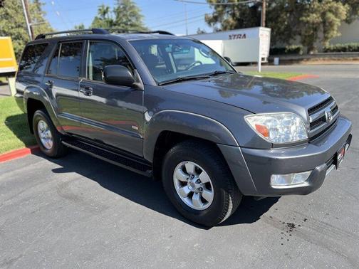 2004 Toyota 4Runner SR5