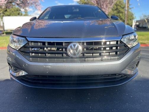 2019 Volkswagen Jetta 1.4T R-Line