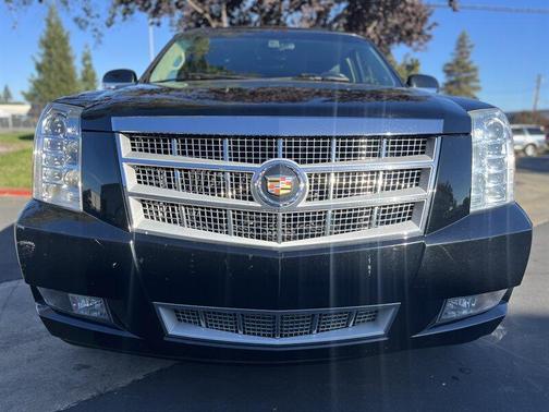 2013 Cadillac Escalade ESV Platinum Edition