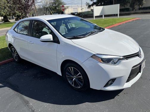 2016 Toyota Corolla LE Plus
