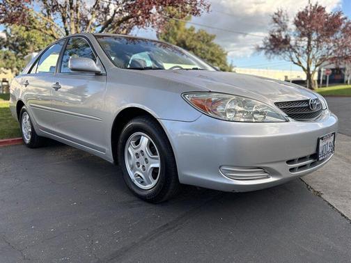 2002 Toyota Camry LE V6
