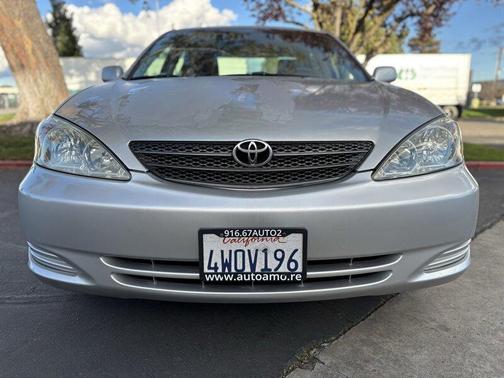 2002 Toyota Camry LE V6