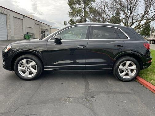 2021 Audi Q3 40 Premium