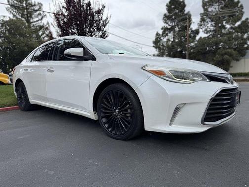2016 Toyota Avalon Limited