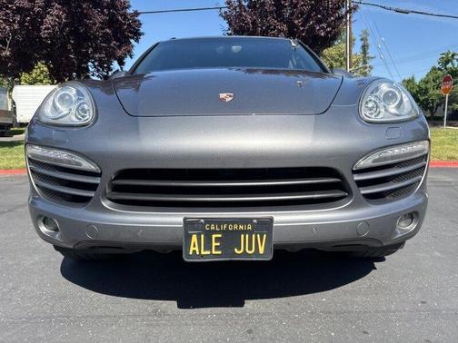 2014 Porsche Cayenne Base