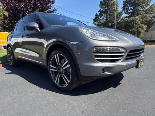 2014 Porsche Cayenne Base