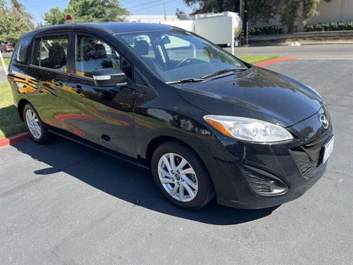 2014 Mazda Mazda5 Sport