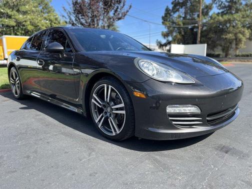 2012 Porsche Panamera Base