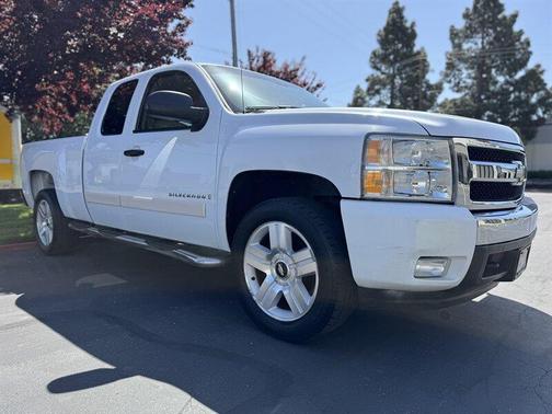 2007 Chevrolet Silverado 1500 LT1 Extended Cab