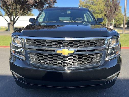 Photo 2 of 47 of 2020 Chevrolet Tahoe LT