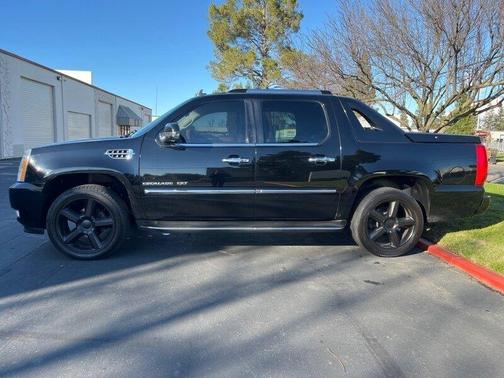 2012 Cadillac Escalade EXT Luxury