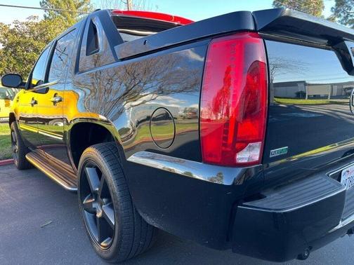 2012 Cadillac Escalade EXT Luxury