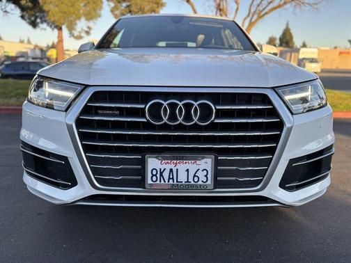 2019 Audi Q7 45 Premium