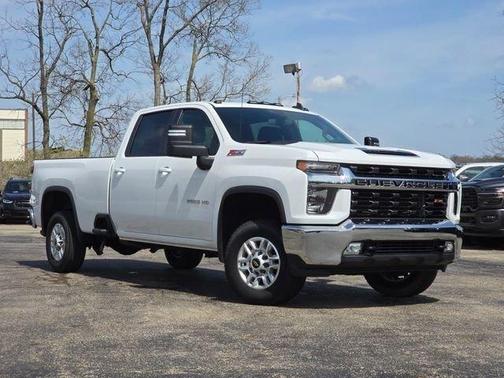 Summit White 2022 Chevrolet Silverado 2500 LT