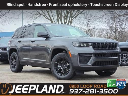 Baltic Gray Metallic Clearcoat 2026 Jeep Grand Cherokee Altitude