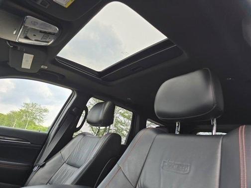 2017 Jeep Grand Cherokee Limited X
