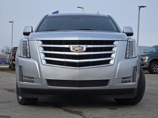 2019 Cadillac Escalade Luxury