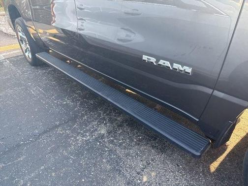 Granite Crystal Metallic Clearcoat 2020 RAM 1500 Big Horn/Lone Star