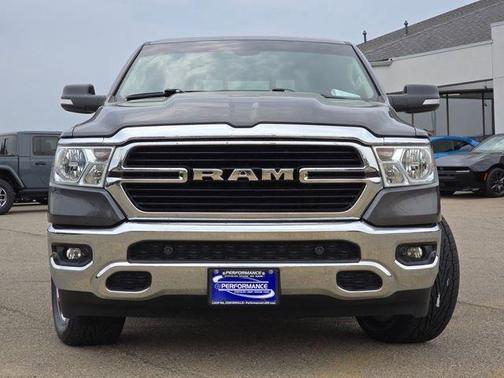 Granite Crystal Metallic Clearcoat 2020 RAM 1500 Big Horn/Lone Star