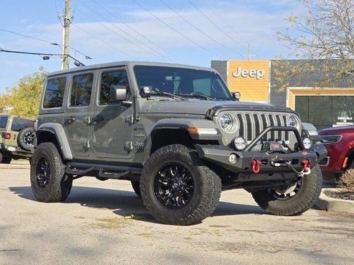 2020 Jeep Wrangler Unlimited Sahara