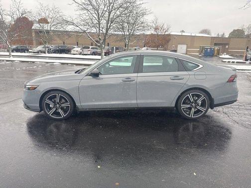 2025 Honda Accord Hybrid Base