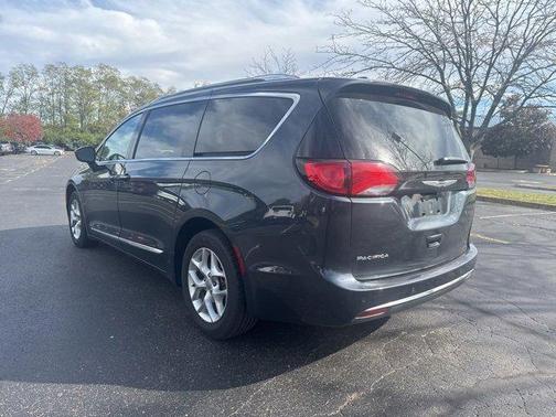 2019 Chrysler Pacifica Touring-L Plus