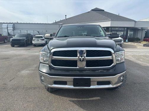 2017 RAM 1500 SLT