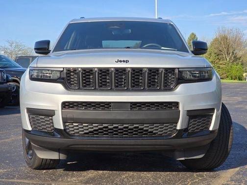 Silver Zynith 2023 Jeep Grand Cherokee L Altitude