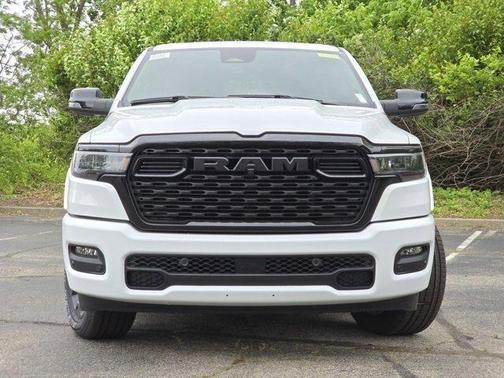Bright White Clearcoat 2025 RAM 1500 Big Horn/Lone Star