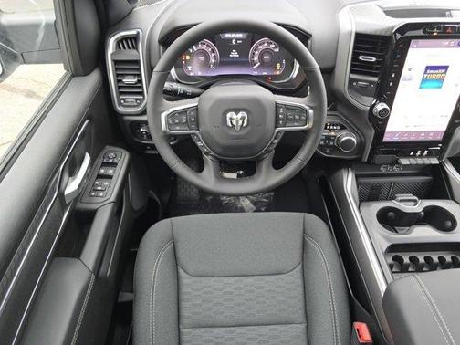 Bright White Clearcoat 2025 RAM 1500 Big Horn/Lone Star