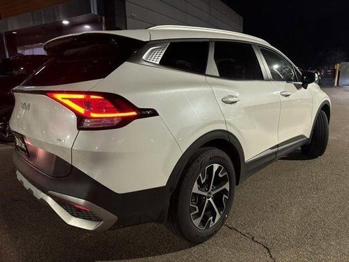 2025 Kia Sportage Hybrid EX