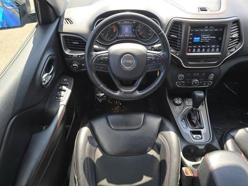 2020 Jeep Cherokee Trailhawk