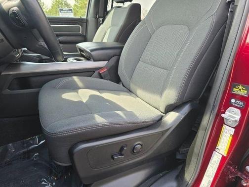 Delmonico Red Pearlcoat 2023 RAM 1500 Big Horn/Lone Star