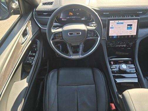 2024 Jeep Grand Cherokee Overland