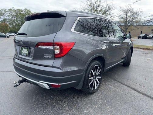 2021 Honda Pilot Touring 8-Passenger