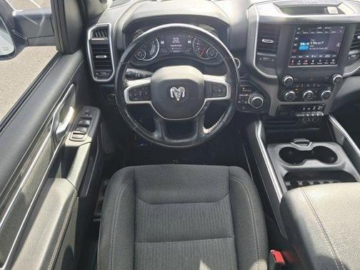 Bright White Clearcoat 2020 RAM 1500 Big Horn/Lone Star