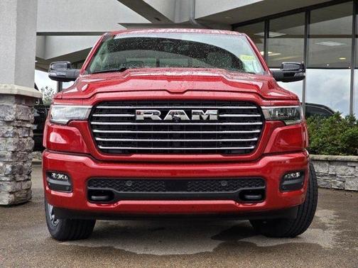Molten Red Pearlcoat 2026 RAM 1500 Laramie