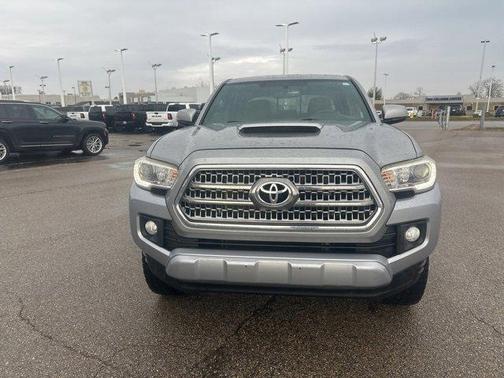 2017 Toyota Tacoma TRD Sport