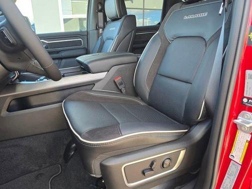 Molten Red Pearlcoat 2026 RAM 1500 Laramie