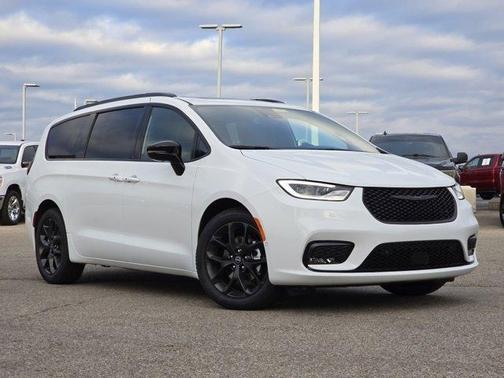 2026 Chrysler Pacifica Limited