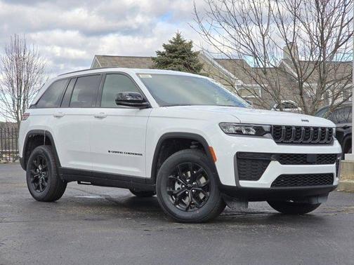 2026 Jeep Grand Cherokee Altitude