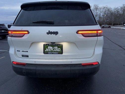 2021 Jeep Grand Cherokee L Altitude