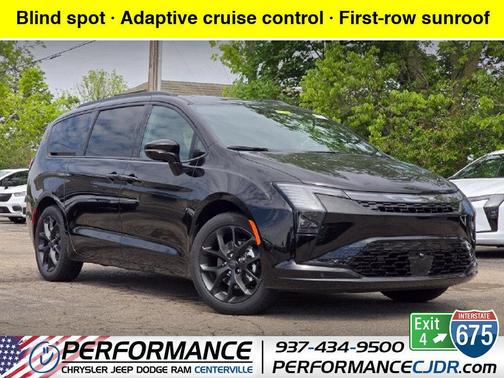 Diamond Black Crystal Pearlcoat 2027 Chrysler Pacifica Limited
