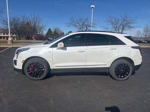 2022 Cadillac XT5 Sport