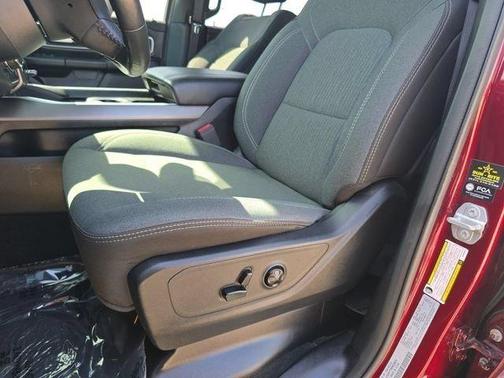 Delmonico Red Pearlcoat 2021 RAM 1500 Big Horn/Lone Star