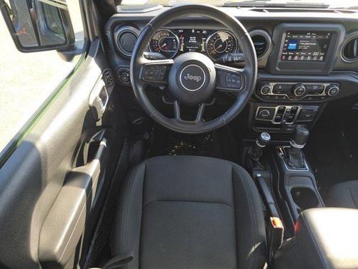 2022 Jeep Wrangler Unlimited Sport
