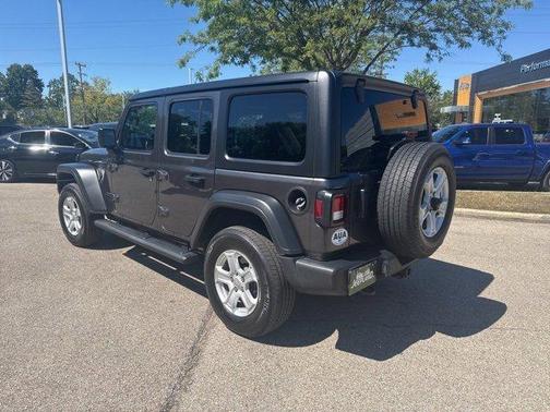 2022 Jeep Wrangler Unlimited Sport